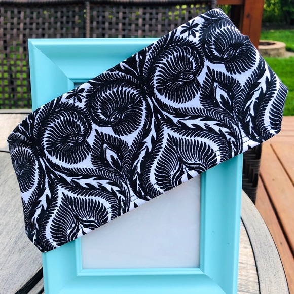 Spa + Fitness Bands (Printed) - Picture 3 of 8